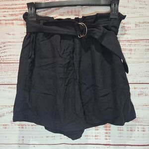 BB Dakota by Steve Madden Black Paperbag Waist Shorts New with tag!  XS
